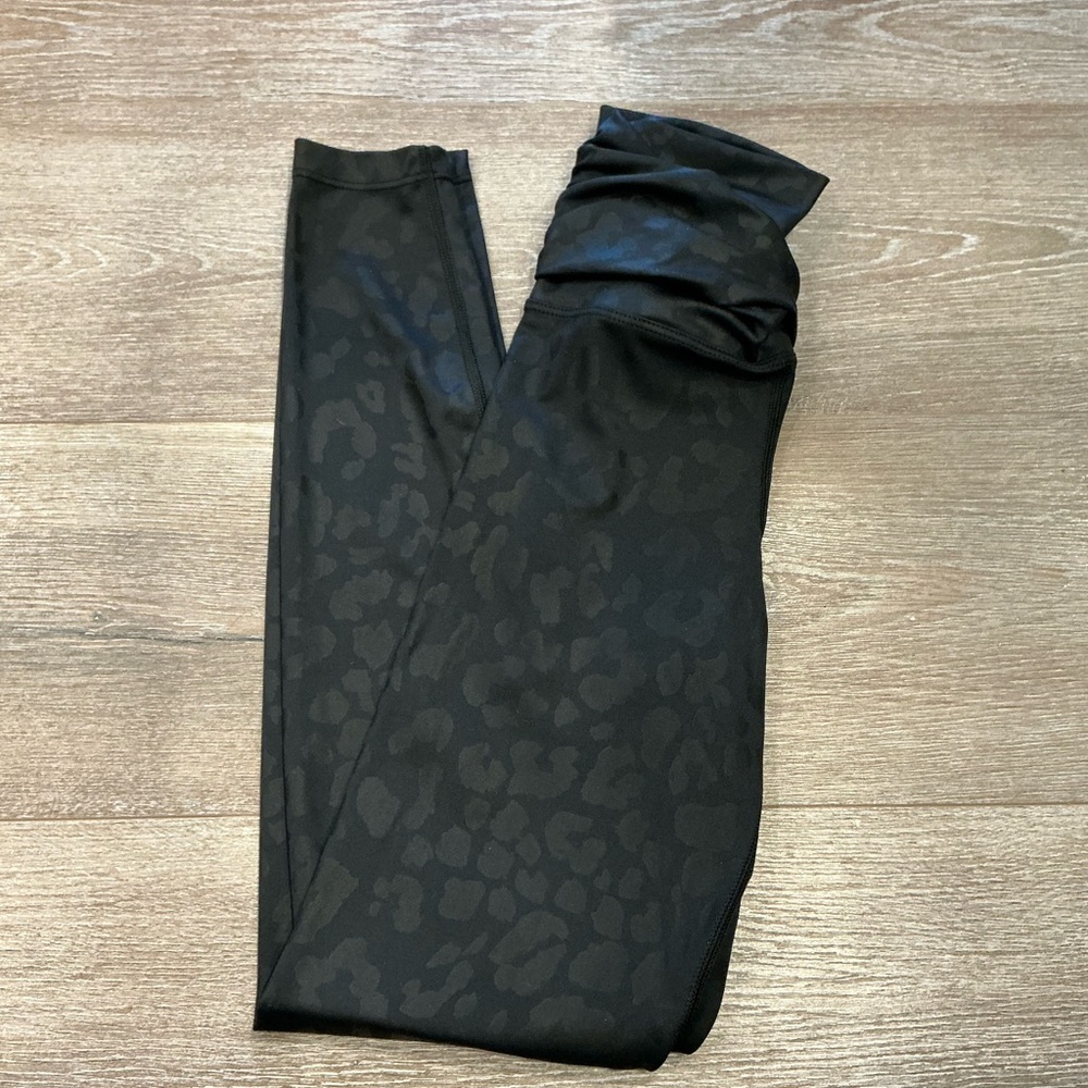 Beach Riot Black Leopard-Print Athleisure Women’s Leggings size S GUC